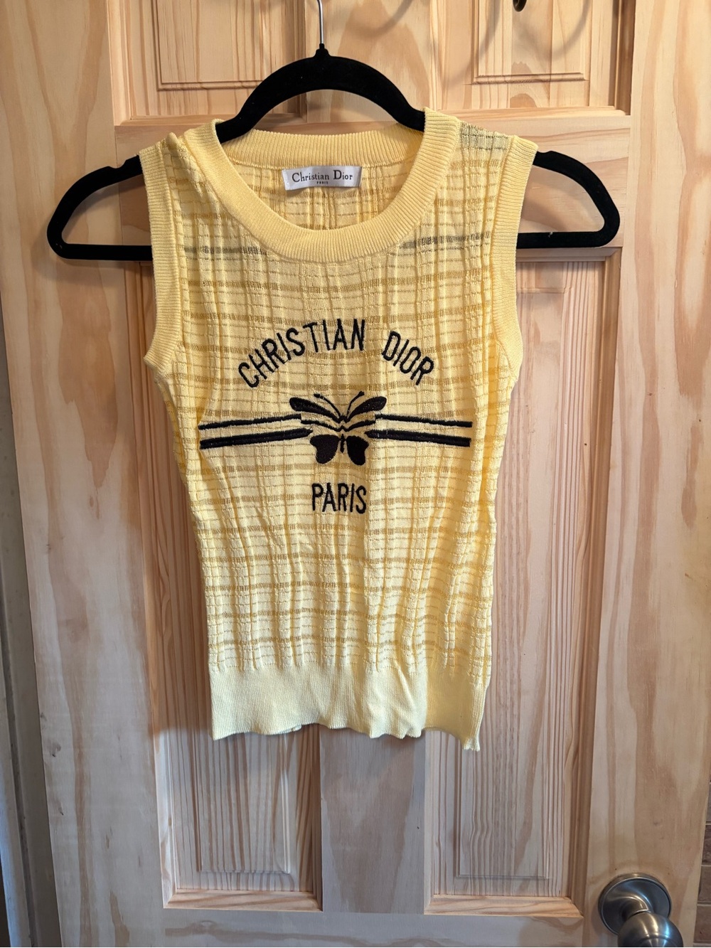 Fashion Yellow Knit Logo Tank with Black Signature Motif - Picture 3 of 6